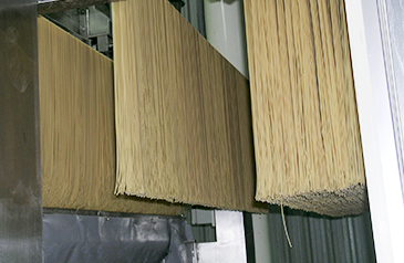 Linea di produzione degli spaghetti